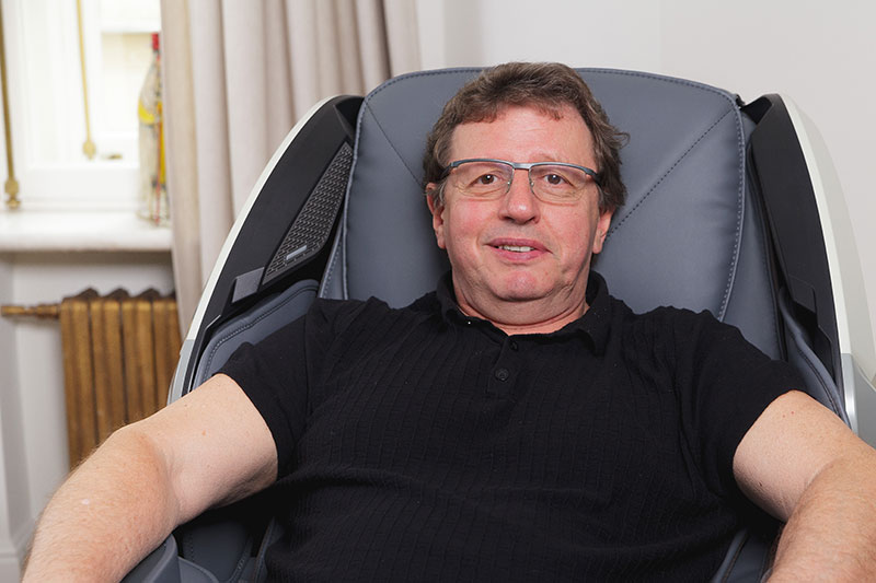 Массажное кресло CASADA Aura (Аура) серый